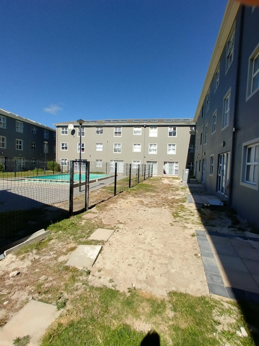 2 Bedroom Property for Sale in Muizenberg Western Cape